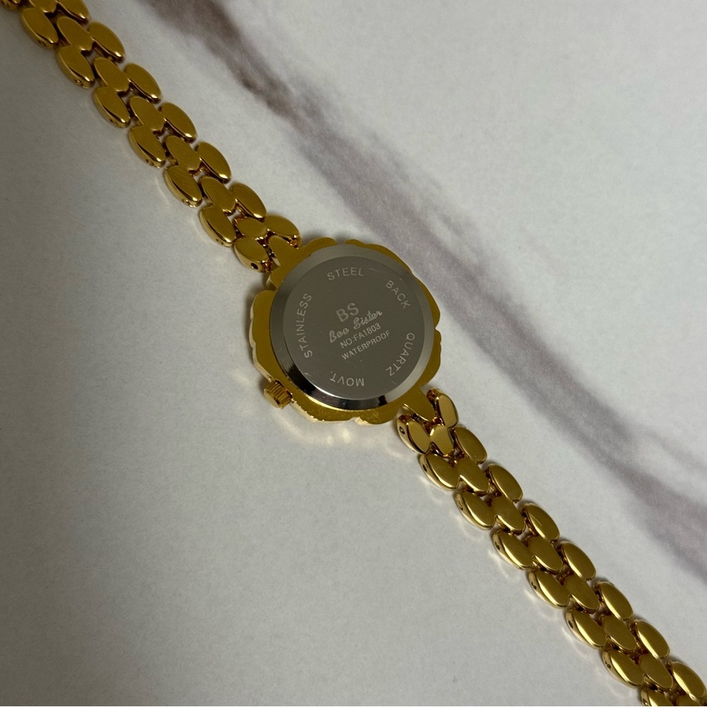 Stylish Retro Y2K Gold Peony Women's Vintage Bracelet Watch Gift Stainless steel - Picture 5 of 6